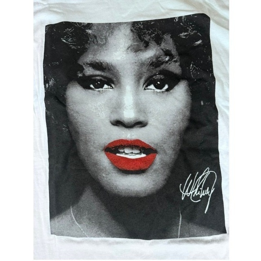 Whitney Houston Graphic T-Shirt White Portrait Red Lip Music Tee Large WNY2500XX